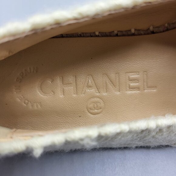 Chanel Beige Knit & Black Leather Espadrilles Size 37 B G29762 Made in Spain - Picture 5 of 16